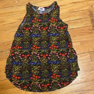 Black and floral flowy tank top